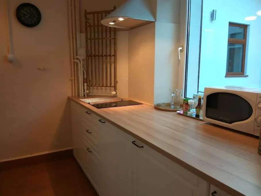 Big Cosy Retro Apt, Free Parking, 15Min Oldtown & Kazimierz - By Homelike Krakow 0*,  Poland